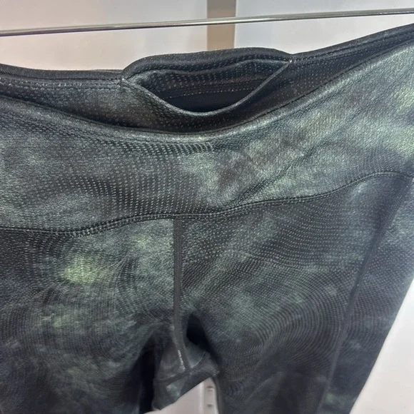 Free People Movement Glow For it Lira -Green Black Combo - Picture 6 of 9